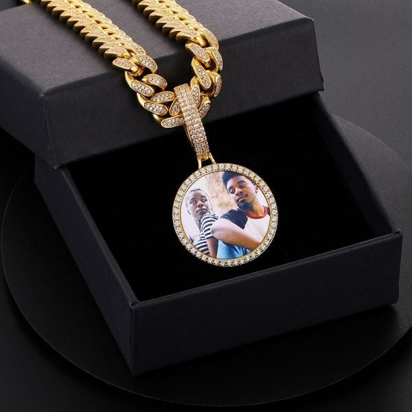 Picture Pendant Medallion